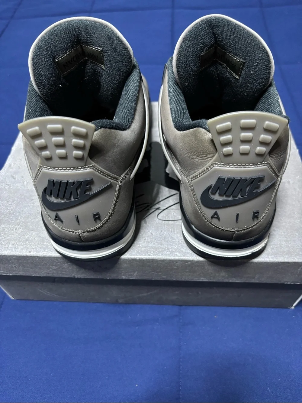 Jordan 4 Retro Cave Stone 2025 Size 10